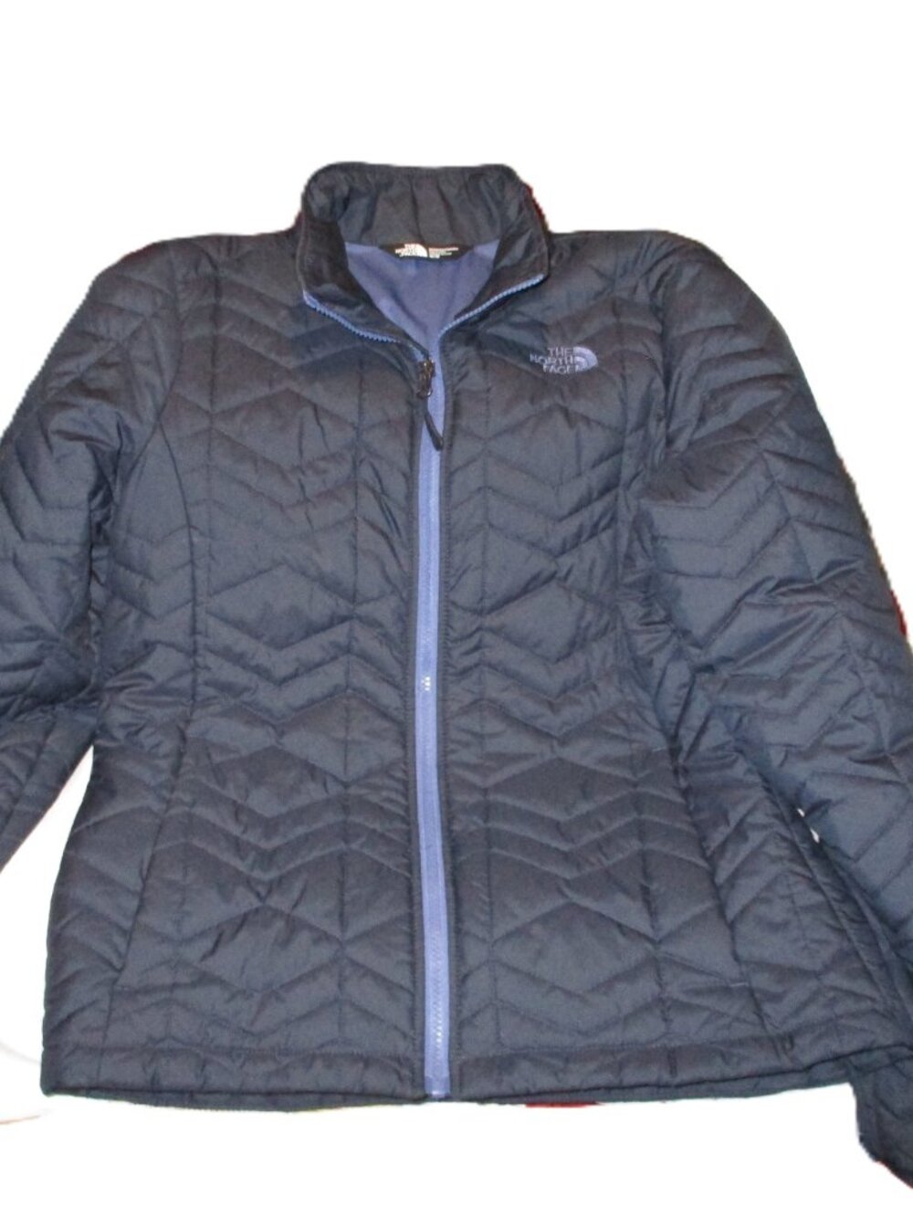 The North Face Women's Bombay Quilted Jacket in Navy Blue- Size M